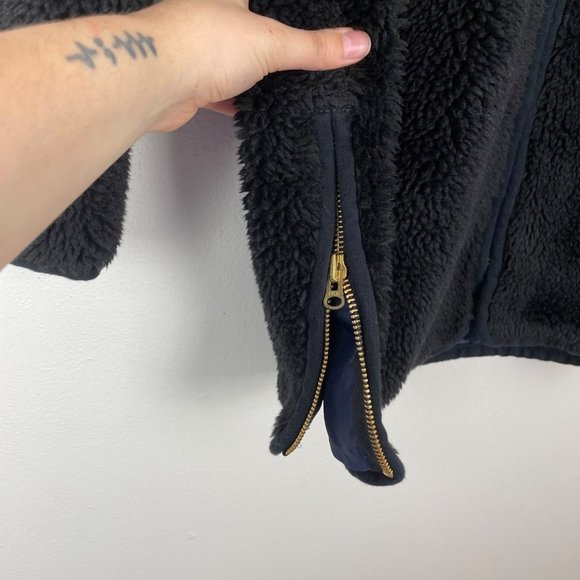 J. Crew Woman's Sz S Black Teddy Mid Length Winter Coat Plush Fleece J9064 - Picture 4 of 10